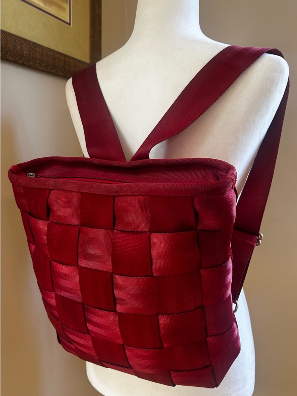 Harvey’s Original Seatbelt adjustable backpack in red—Vintage and Rare